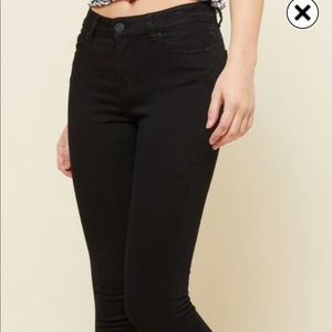 High waist black jeans